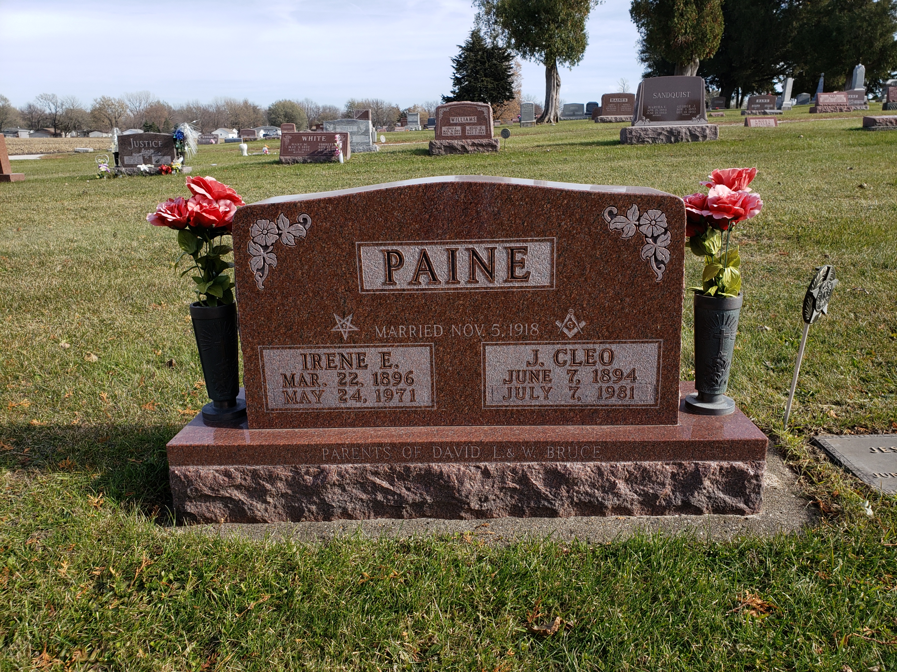 grave_photo