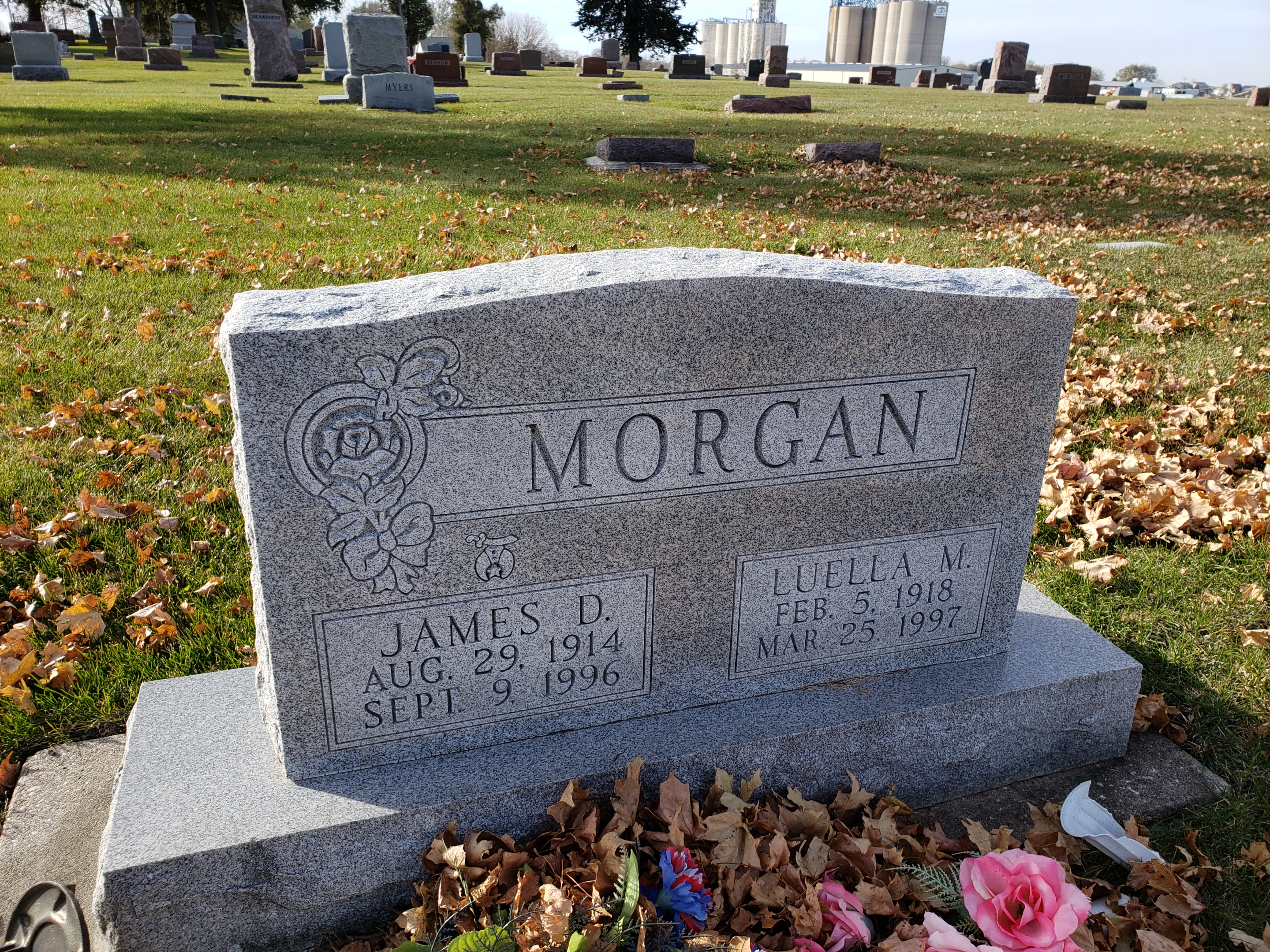 grave_photo