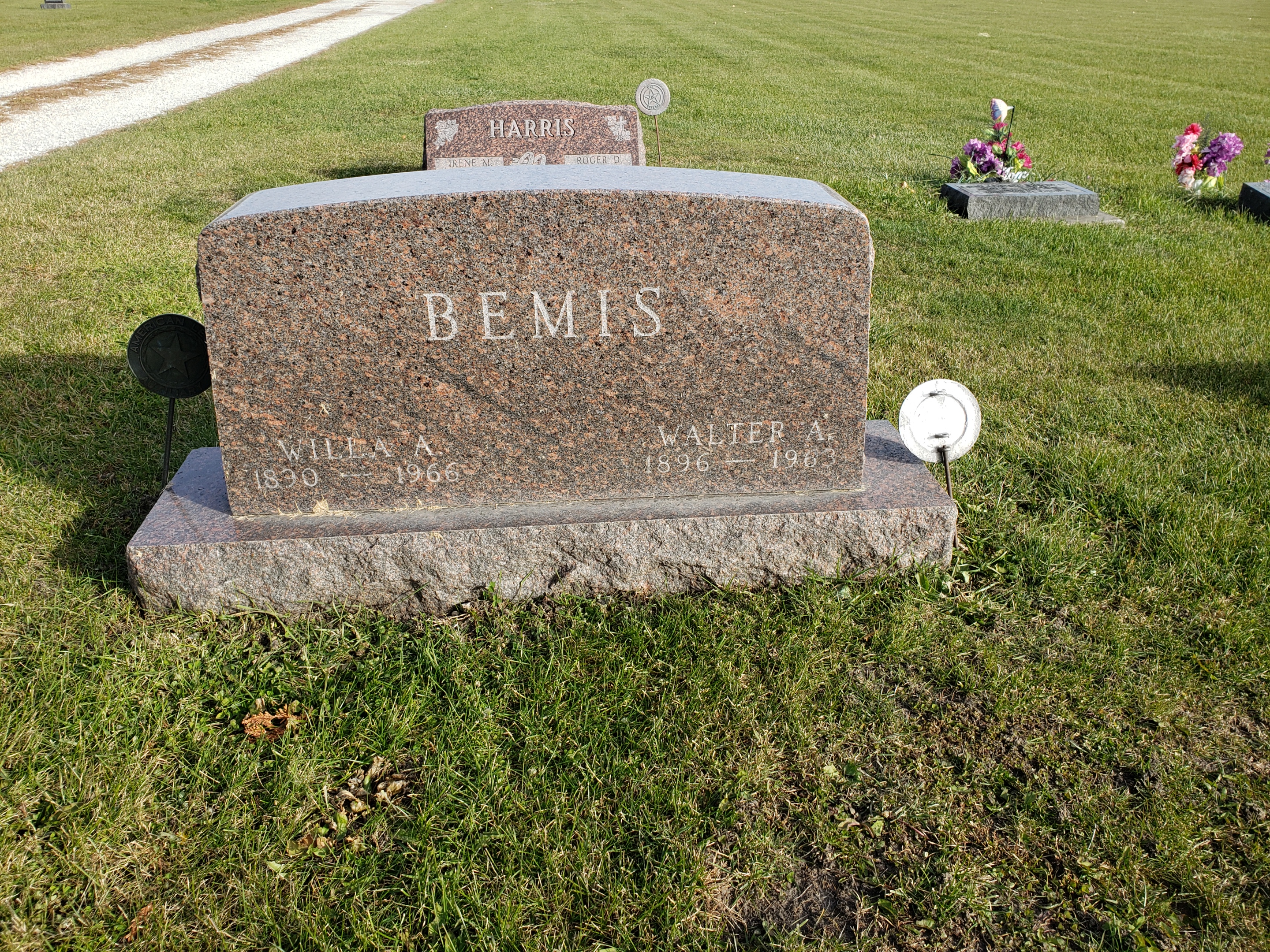 grave_photo