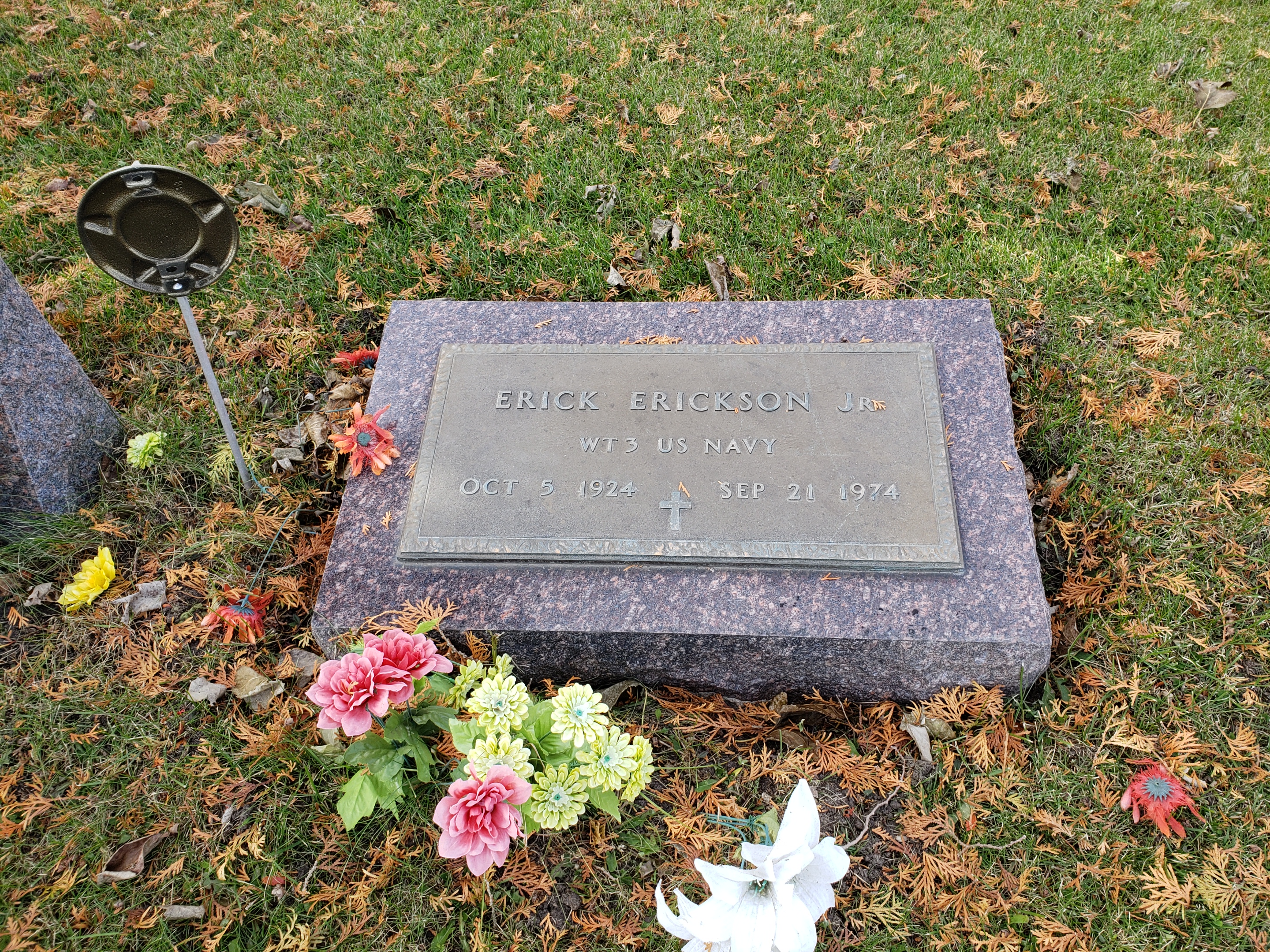 grave_photo