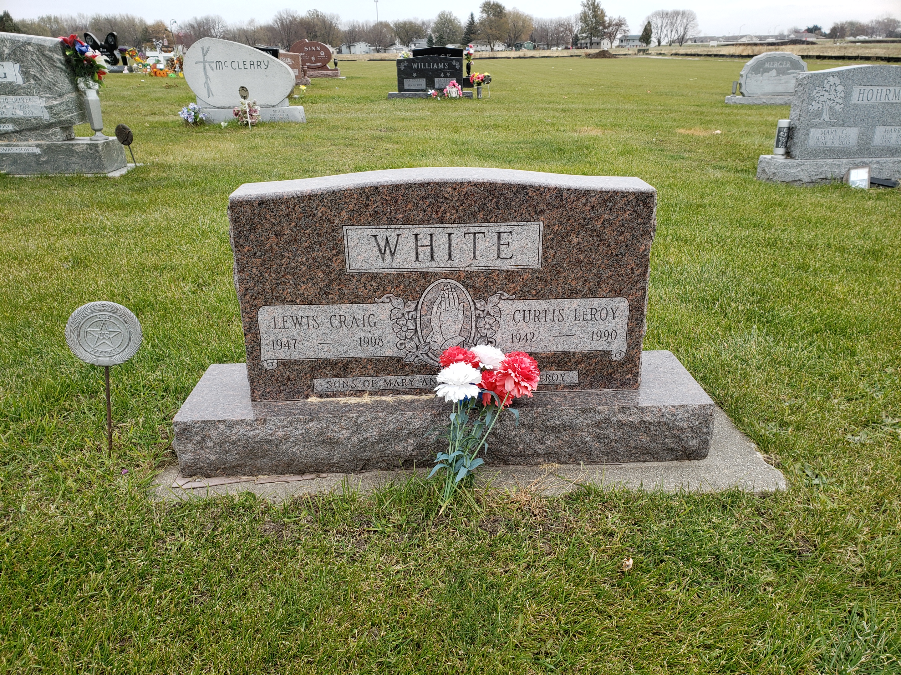 grave_photo