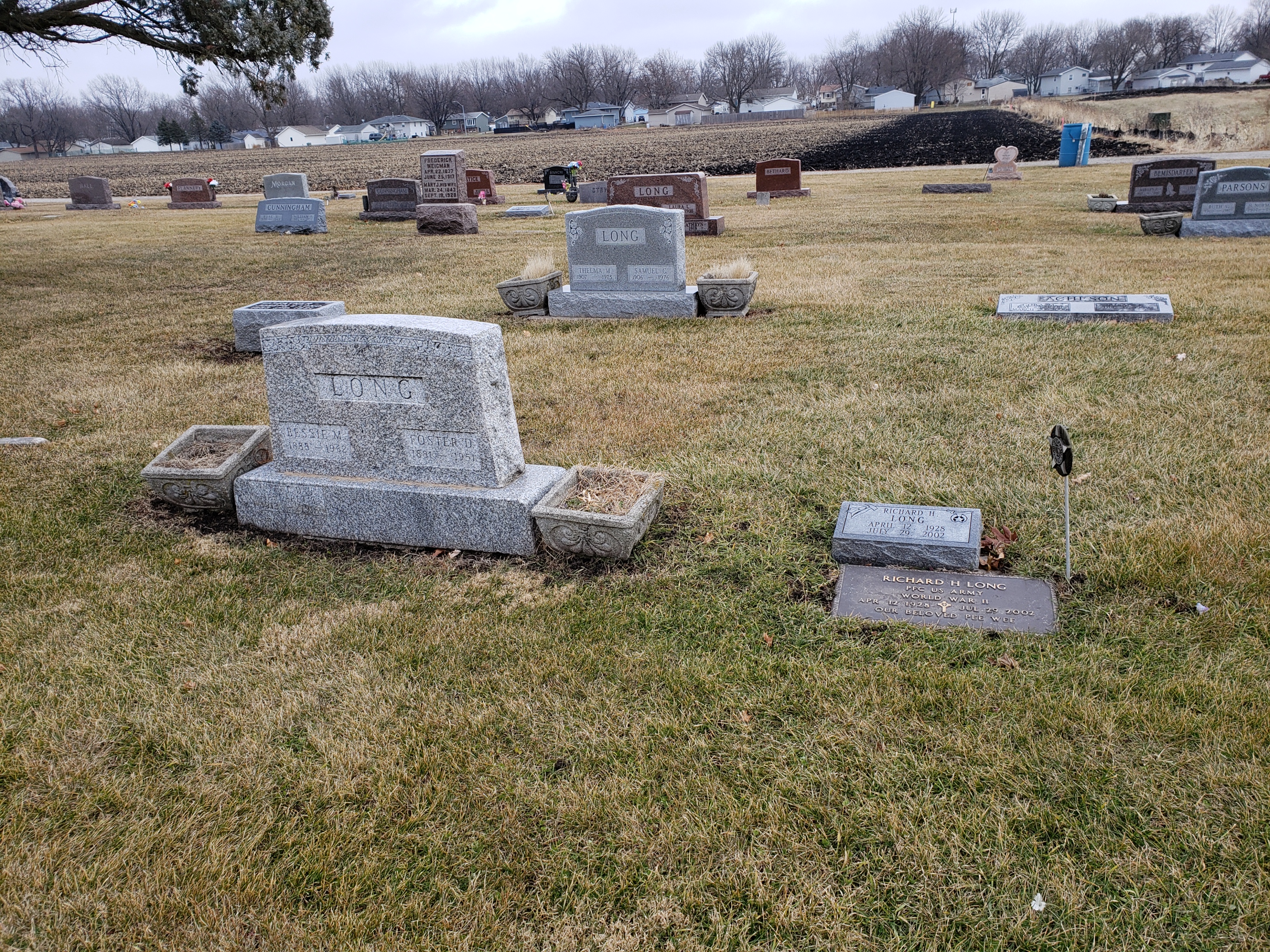 grave_photo